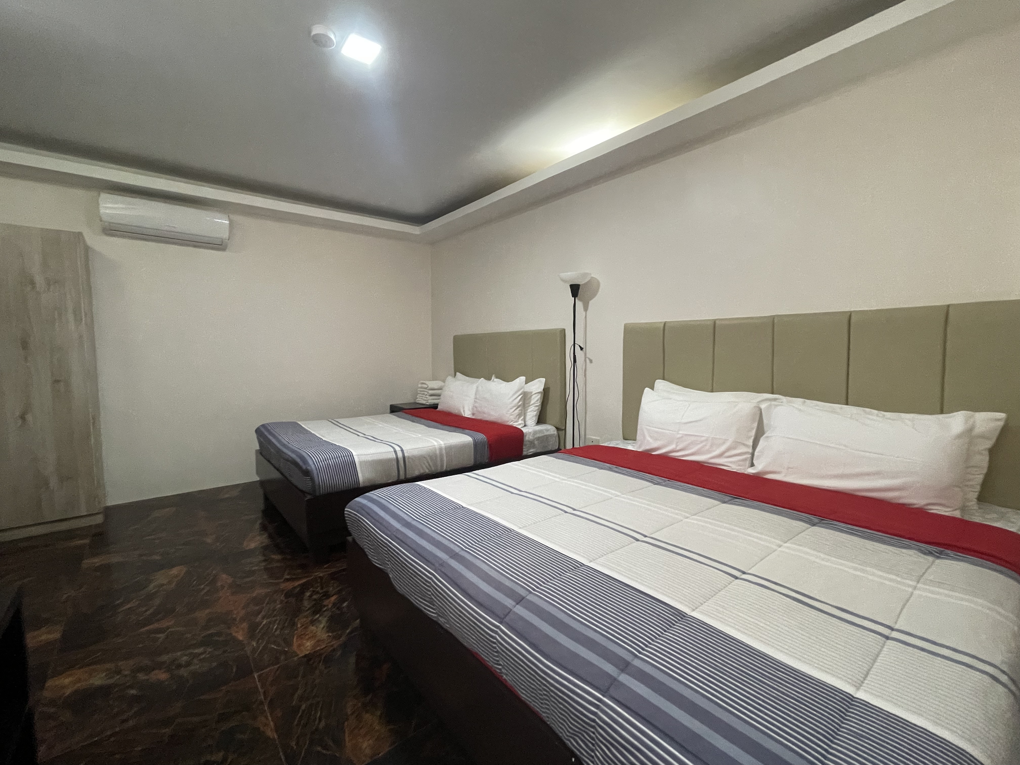 Suite Room