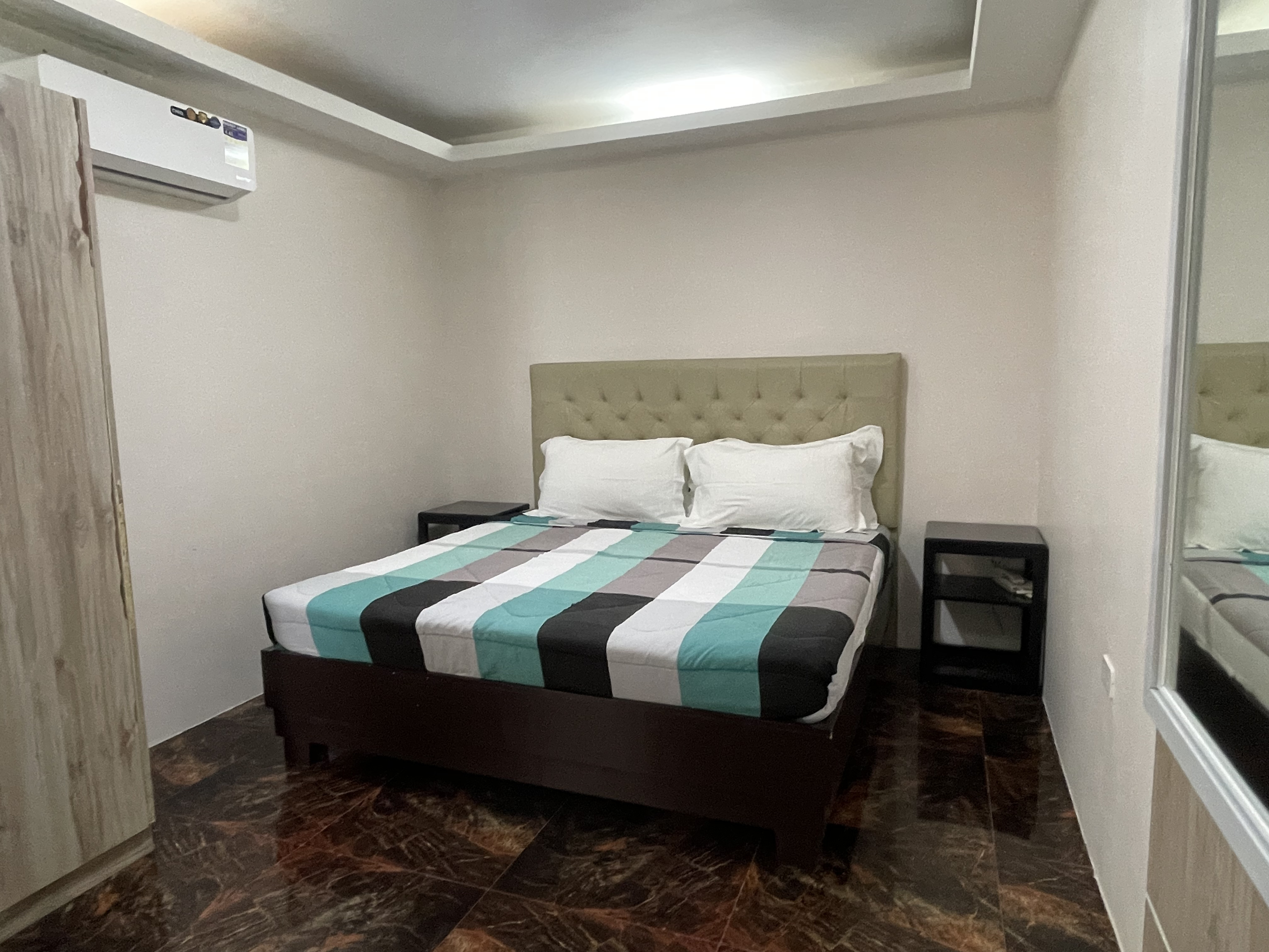 Suite Room